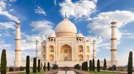 Россия и Индия намерены договориться о туристическом безвизе