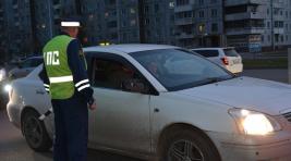 Сплошные проверки водителей пройдут на выходных в Саяногорске