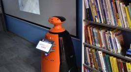 В Усть-абаканской библиотеке приняли на работу робота