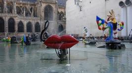 Музей современного искусства Парижа проведет экскурсию для нудистов