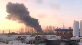 В Рязанской области начался пожар на нефтезаводе после взрыва БПЛА