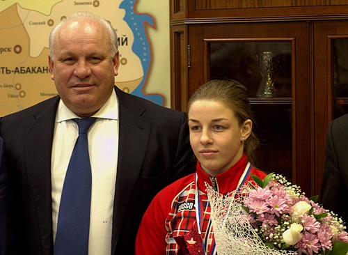 Глава Хакасии поздравил дзюдоистку с триумфальной победой на первенстве России