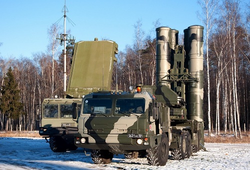 Полк зенитных систем С-400 заступил на дежурство в Крыму