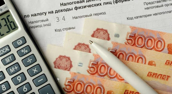 Путин предложил отменить плоскую шкалу налогообложения в России