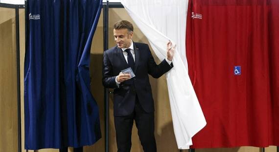 На парламентских выборах во Франции большинство получили «левые»