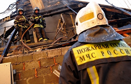 В Черногорске огонь повредил жилье