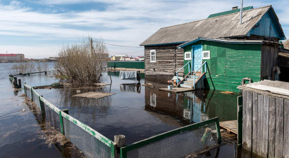 В районе Новокузнецка растет уровень воды в реке Томь