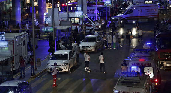 Теракт в аэропорту Стамбула: 36 человек убиты