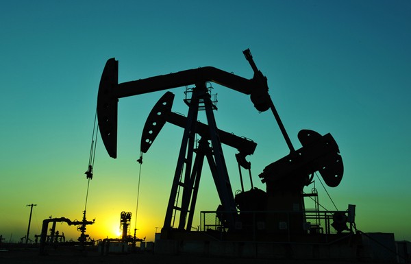 Сегодня стоимость нефти упала ниже $51 за баррель