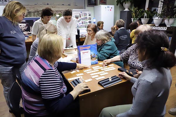 Ветераны-металлурги стали участникам проекта «Ясный ум»