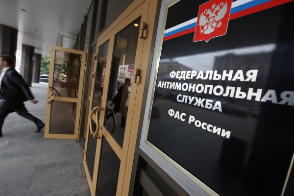 Банк "КЕДР" заплатит 100 000 рублей за мелкий шрифт