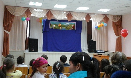 Дети из Сартыково отметили Международный день театра