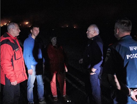 Ночью глава Хакасии срочно выезжал на горящую в Черногорске свалку