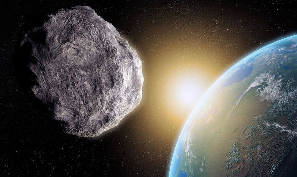 Гигантский астероид прошел мимо Земли (ВИДЕО)