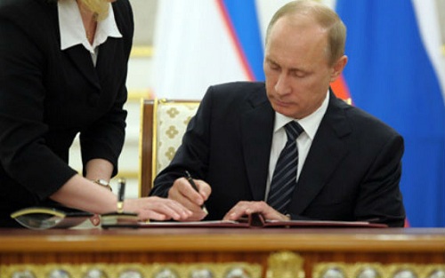 Президент России отправил в отставку главу МЧС по Хакасии