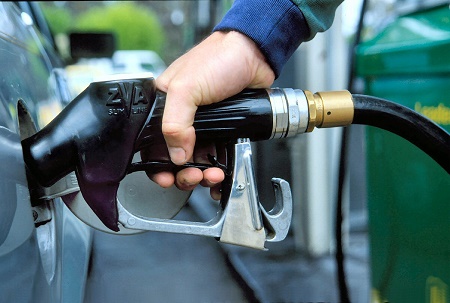 В Хакасии продолжают расти цены на бензин