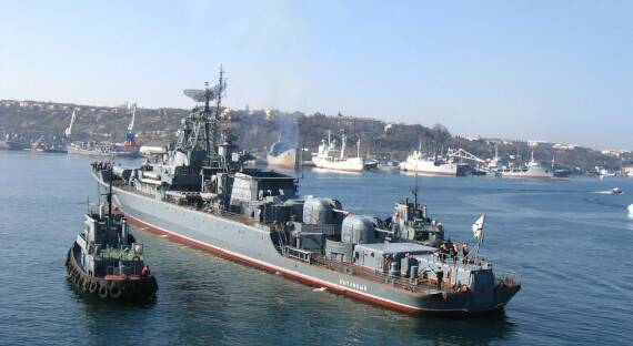 Киев попытался атаковать российские корабли при помощи морских беспилотников