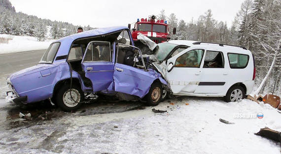 В Иркутской области произошло ДТП с 14 машинами