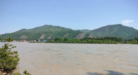 Уровень воды в реке Абакан близ Абазы приближается к критическому