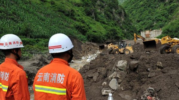 В Китае сошел крупный оползень, 91 человек пропал без вести