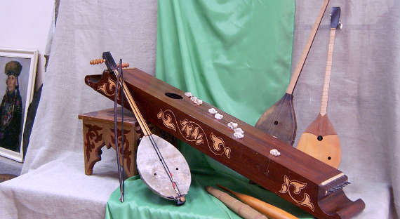 Столица Хакасии приглашает на выставку изделий народных мастеров Чон Узы