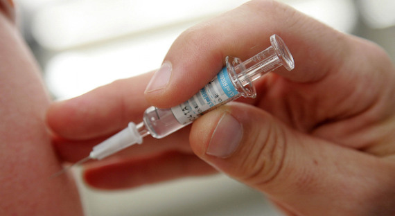 Минздрав РФ предупреждает — от гриппа надо прививаться заранее