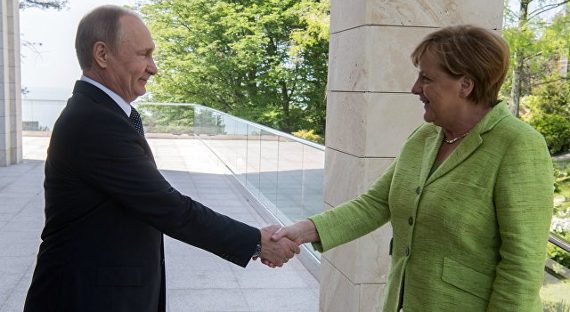 Путин и Меркель обсудили терроризм, Минск и газ