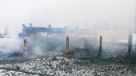 Смерть людей при пожаре в Ярославской области: подробности возмущают и шокируют