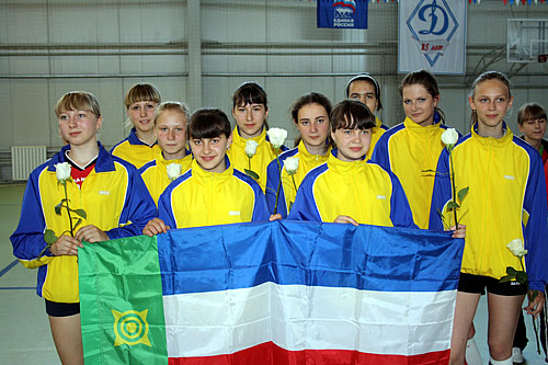 Волейболистки сборной Хакасии. Фото: Николай Денисов