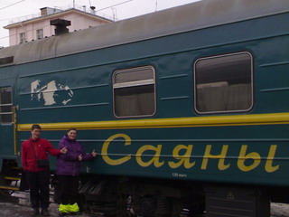 Нетрезвые туристы сорвали отправку поезда "Абакан-Москва"