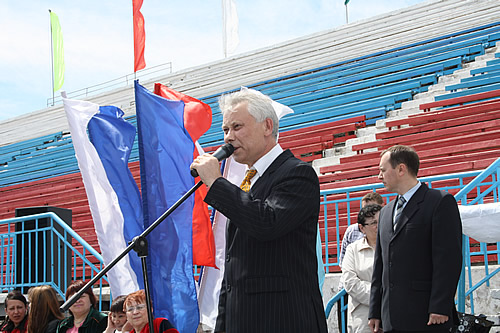 Министр спорта, туризма и молодёжной политики Валерий Денщиков