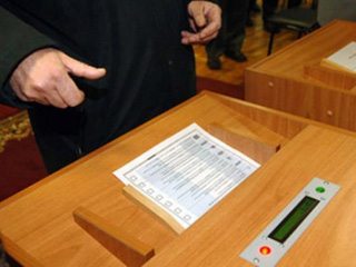 В Хакасии обучают операторов комплексов электронного голосования