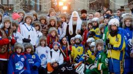 Хоккеисты из Хакасии взяли бронзу турнира на призы Патриарха в Москве