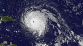 Ураган «Ирма» разорил Карибы и движется к Флориде