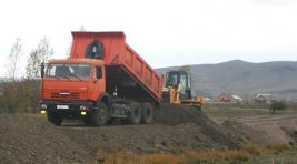 В Хакасии продолжают ремонтировать гидротехнические сооружения