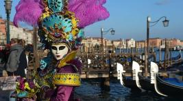 Сегодня жители Хакасии могут попасть в Венецию
