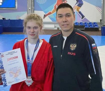 Спортсмены из Хакасии отличились на всероссийском турнире по самбо