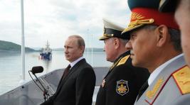 Путин: ВМФ России обеспечивает обороноспособность страны