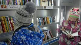 Библиомобиль продолжает колесить по Хакасии
