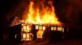 Пожарные Хакасии 9 раз за сутки выезжали на пожар