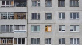 Житель Владивостока остался жив после падения с 8 этажа