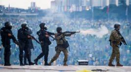 Бразильская полиция задержала почти две тысячи участников погромов