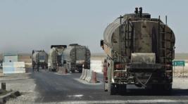 В Сирии сфотографировали колонну США, вывозящую сирийскую нефть