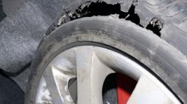 В Хакасии из-за лопнувшего колеса в кювет улетела «Газель» (ФОТО)