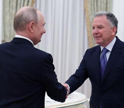 Владимир Путин встретился со спецпосланником США Стивеном Уиткоффом