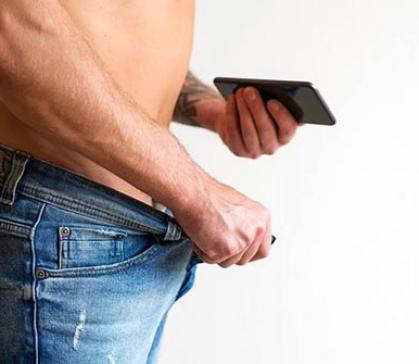 Депутаты Госдумы намерены бороться с "дикпиками"