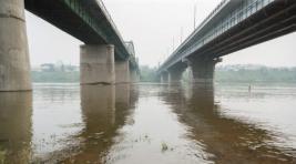 Река Селенга вышла из берегов: В Улан-Удэ введен режим ЧС