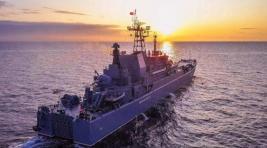 В России начались маневры Черноморского и Балтийского флота