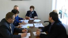 В Верховном Совете Хакасии обсудили зарплату педагогов и новые школы