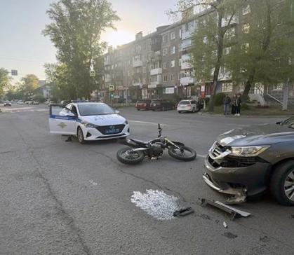В Абакане дети на питбайке попали в ДТП
